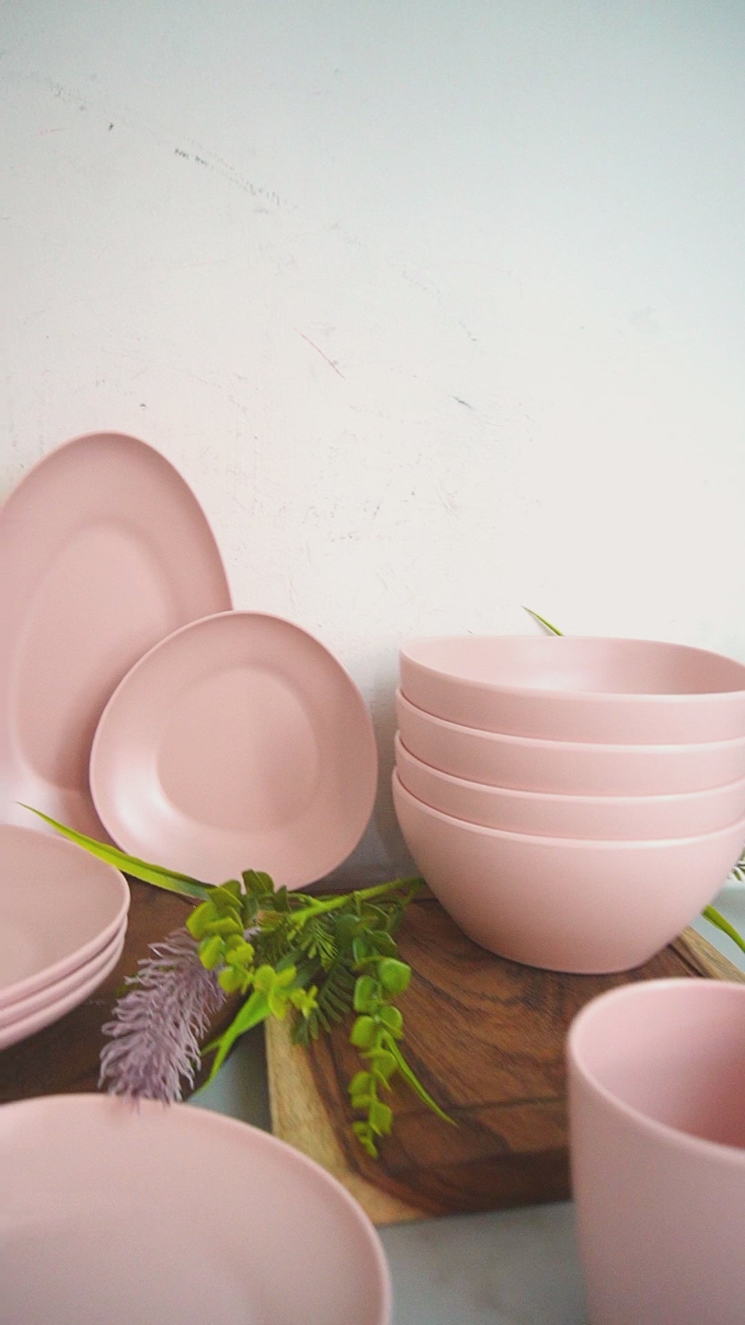 PROMOCIÓN Batería de Cocina Cerámica Antiadherente + Vajilla Melamina